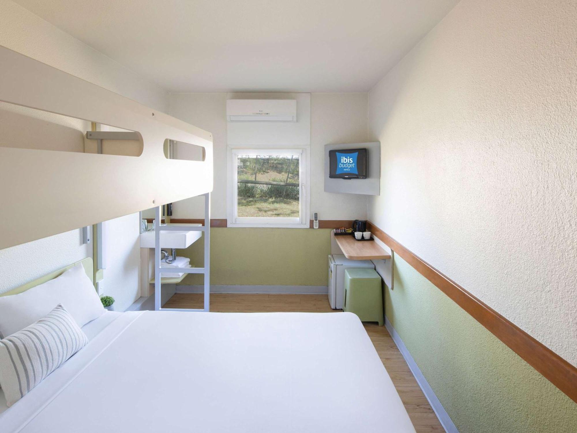 Ibis Budget - Newcastle Bagian luar foto