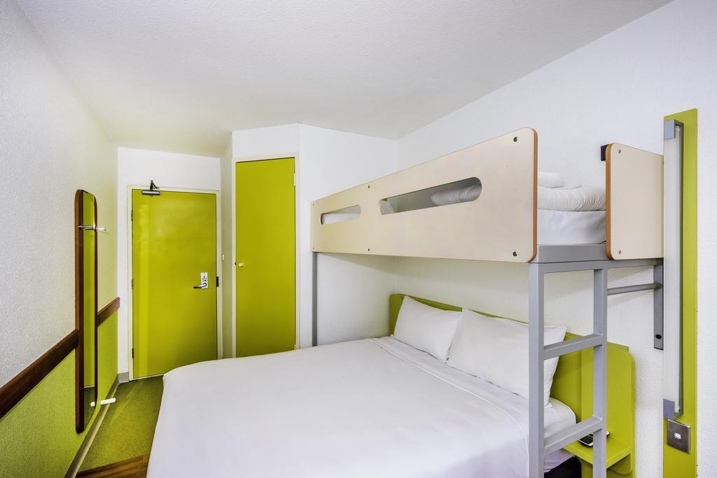 Ibis Budget - Newcastle Bagian luar foto